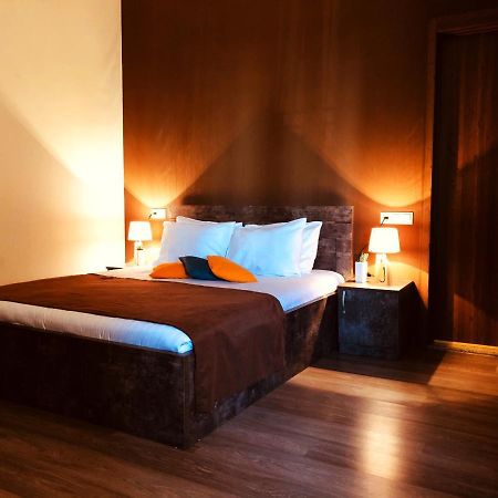 Hotel Nabadi Tbilisi Esterno foto