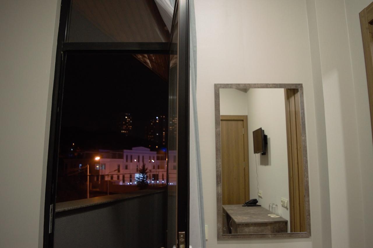 Hotel Nabadi Tbilisi Esterno foto