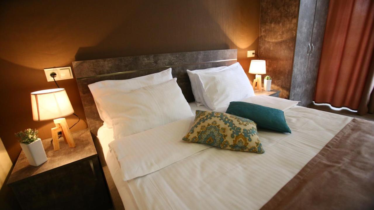 Hotel Nabadi Tbilisi Esterno foto