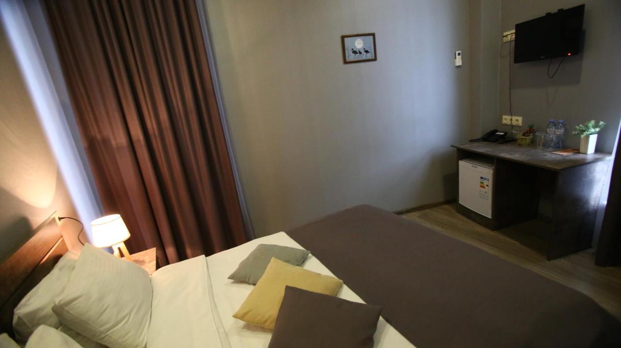 Hotel Nabadi Tbilisi Esterno foto