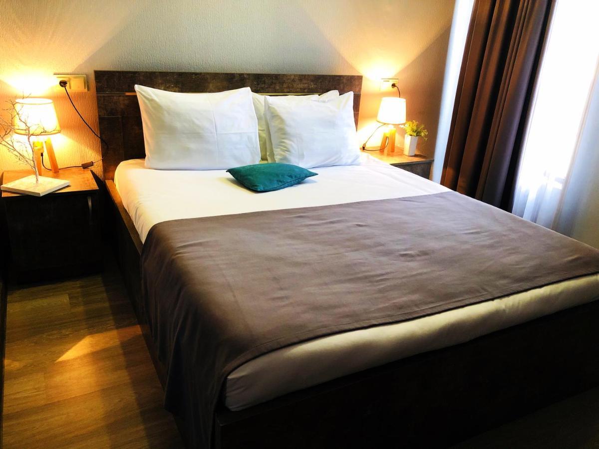 Hotel Nabadi Tbilisi Esterno foto